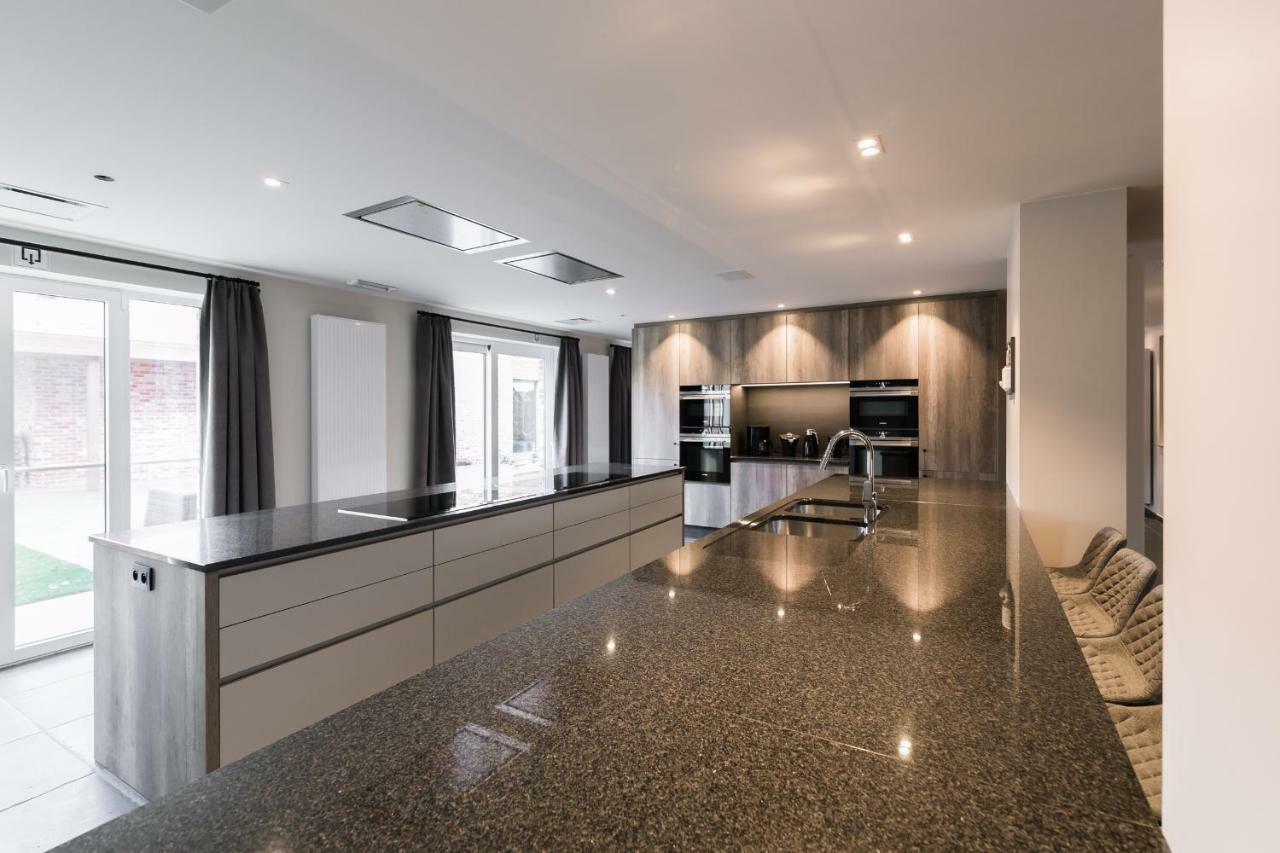Duins Genot 5 Star Holiday Homes 30P & 40P - Indoorpool & Wellness Яббеке Екстер'єр фото